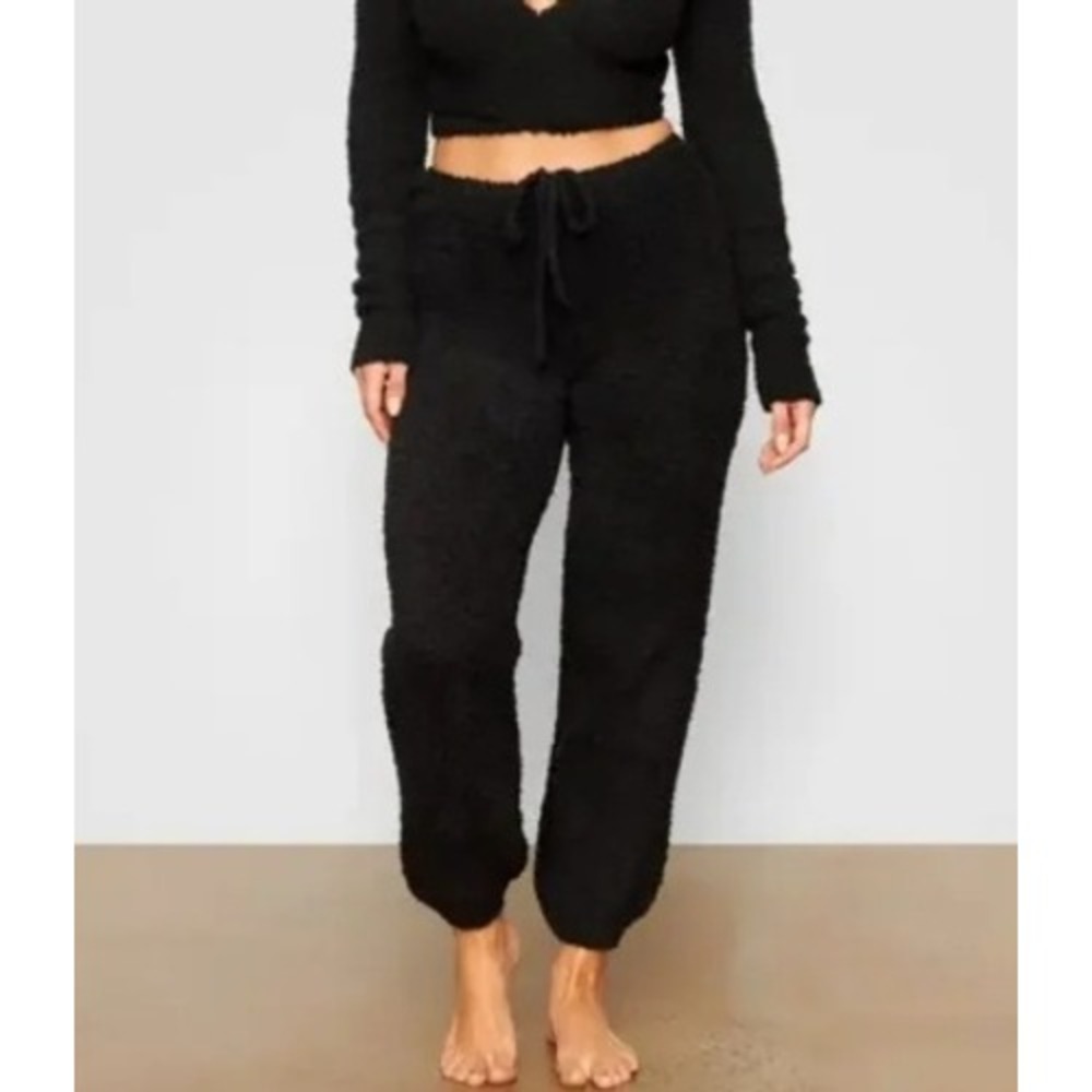 SKIMS Cozy Knit Jogger Pants Women S/M Onyx Black Fuzzy Loungewear Athleisure
